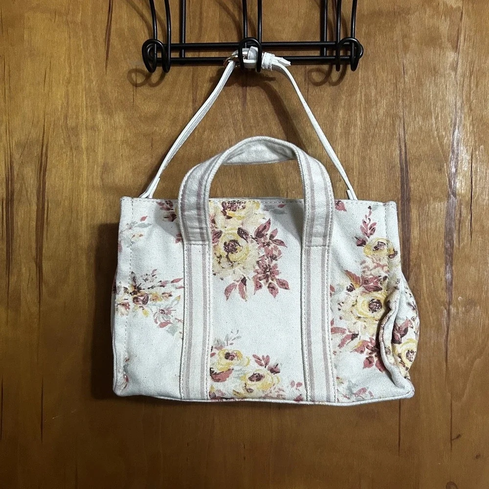 LC‎ LAUREN CONRAD Cream Floral Women's Handbag Purse Adjustable Strap